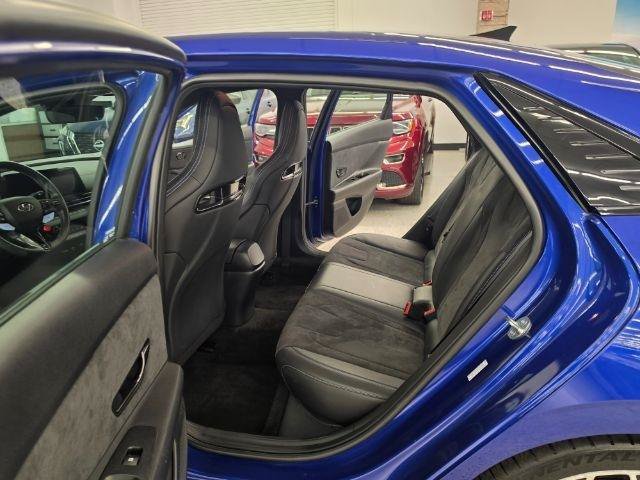Used 2023 Hyundai Elantra N FWD image 38