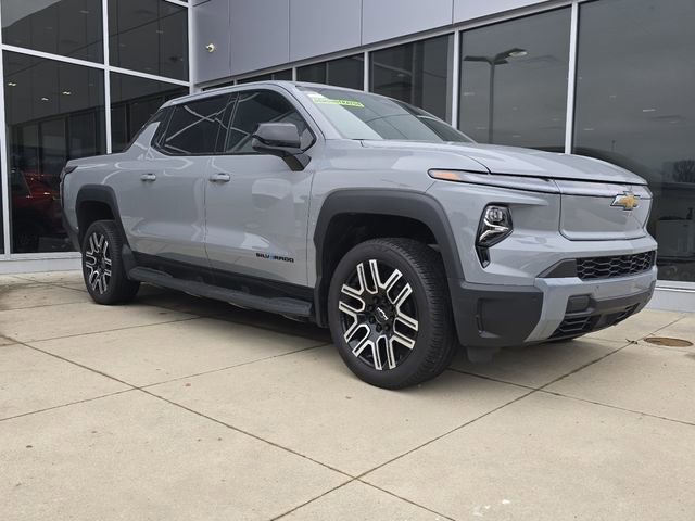 New 2026 Chevrolet Silverado EV LT image 12