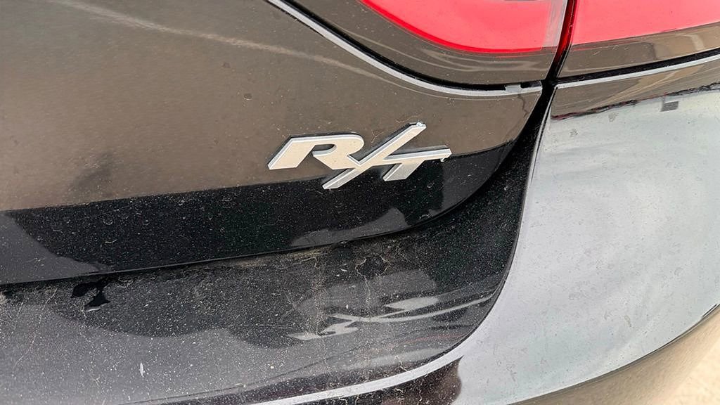 Used 2015 Dodge Charger R/T RWD image 11