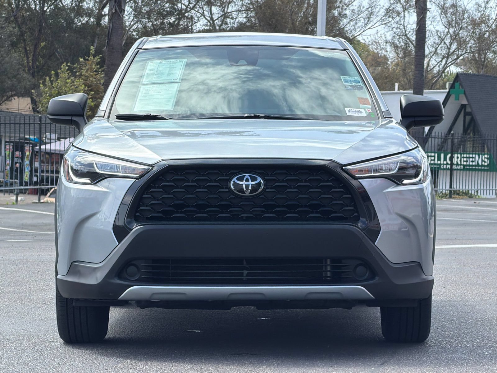Used 2022 Toyota Corolla Cross L FWD image 7