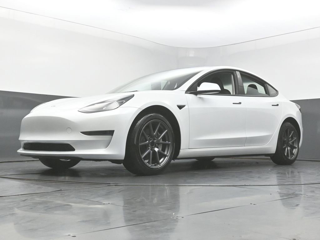 Used 2023 Tesla Model 3 Standard Range RWD image 49
