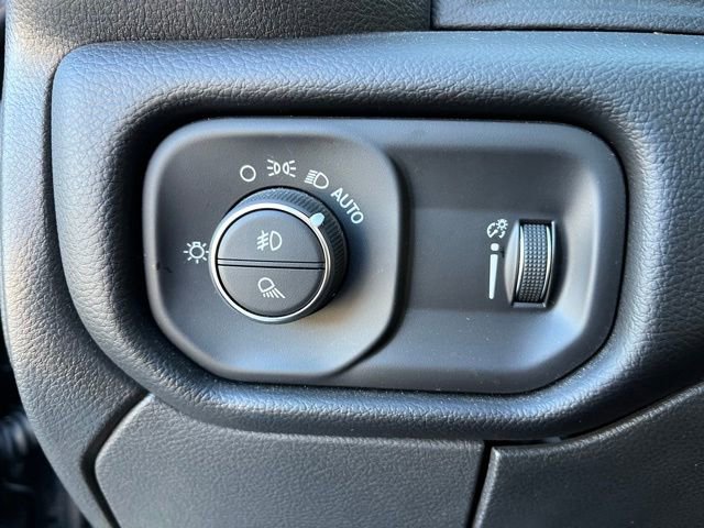 Used 2025 RAM 2500 Big Horn AWD/4WD image 20