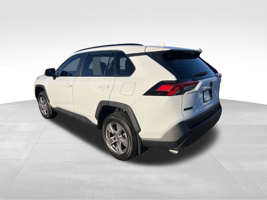 Used 2023 Toyota RAV4 XLE image 5