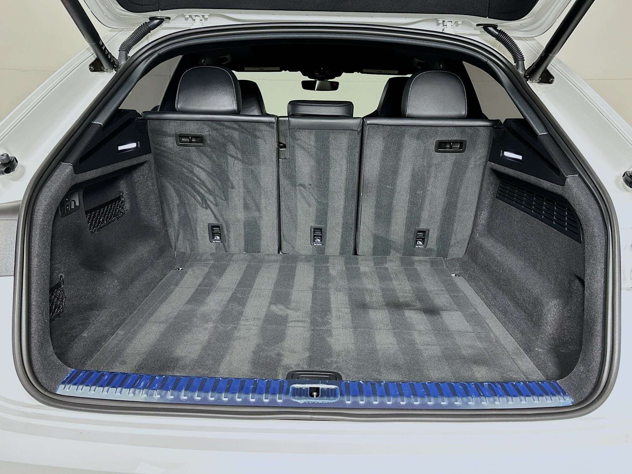 Used 2024 Audi SQ8 Premium Plus w/ Executive Package AWD/4WD image 25