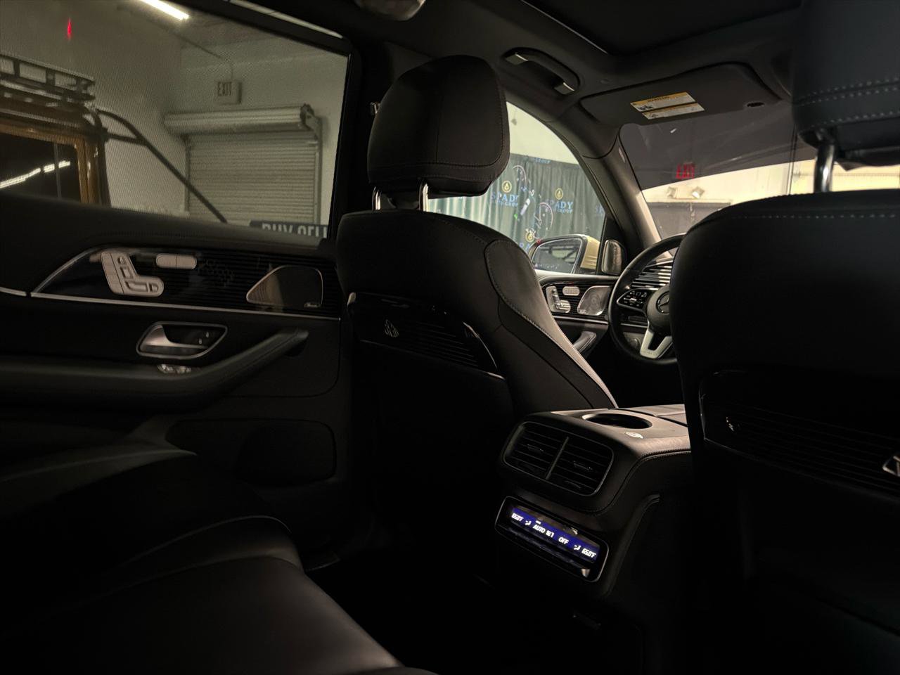 Used 2023 Mercedes-Benz Maybach GLS 600 4MATIC image 36