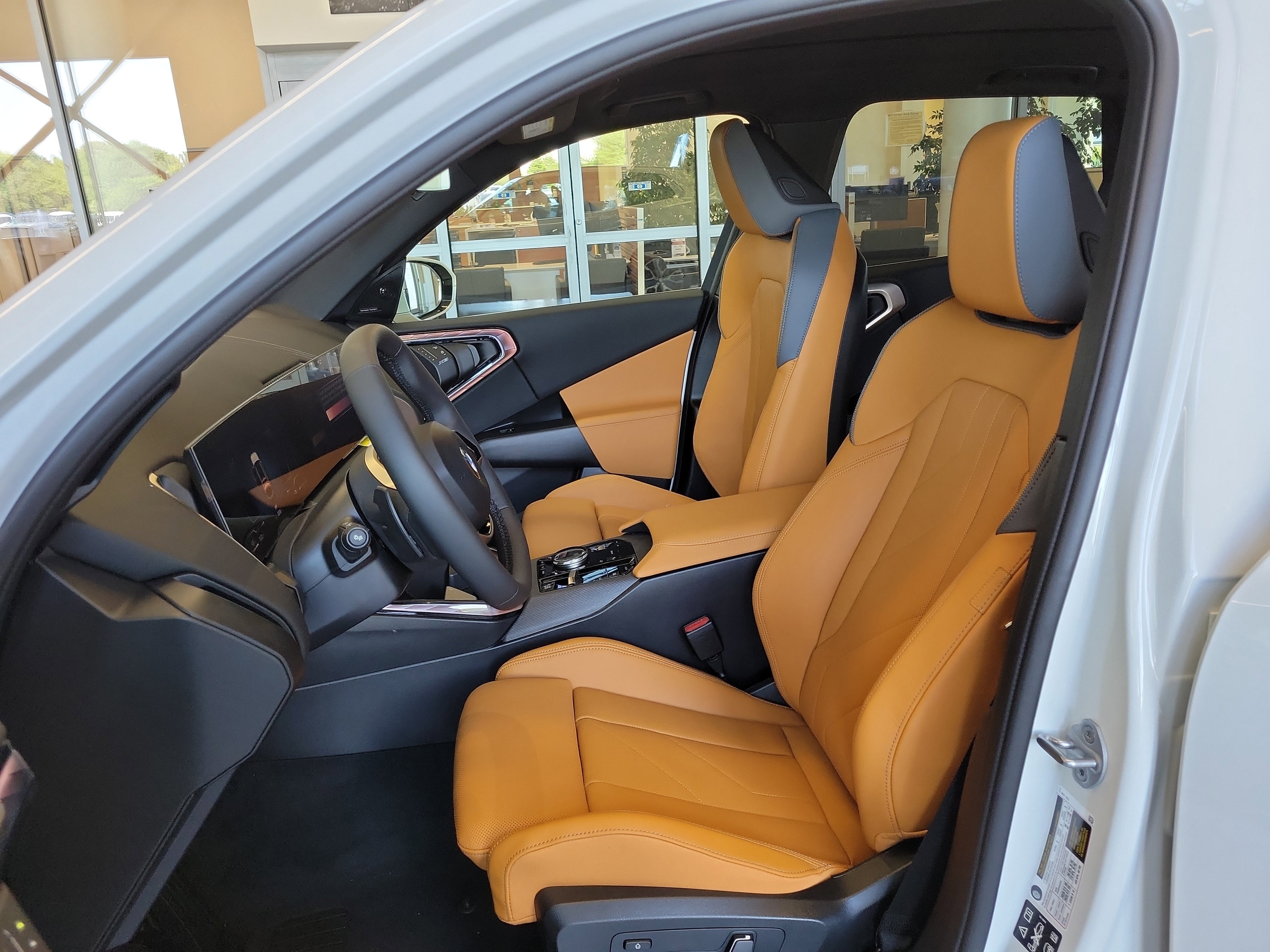 Used 2025 BMW X3 xDrive30i w/ Convenience Package image 14