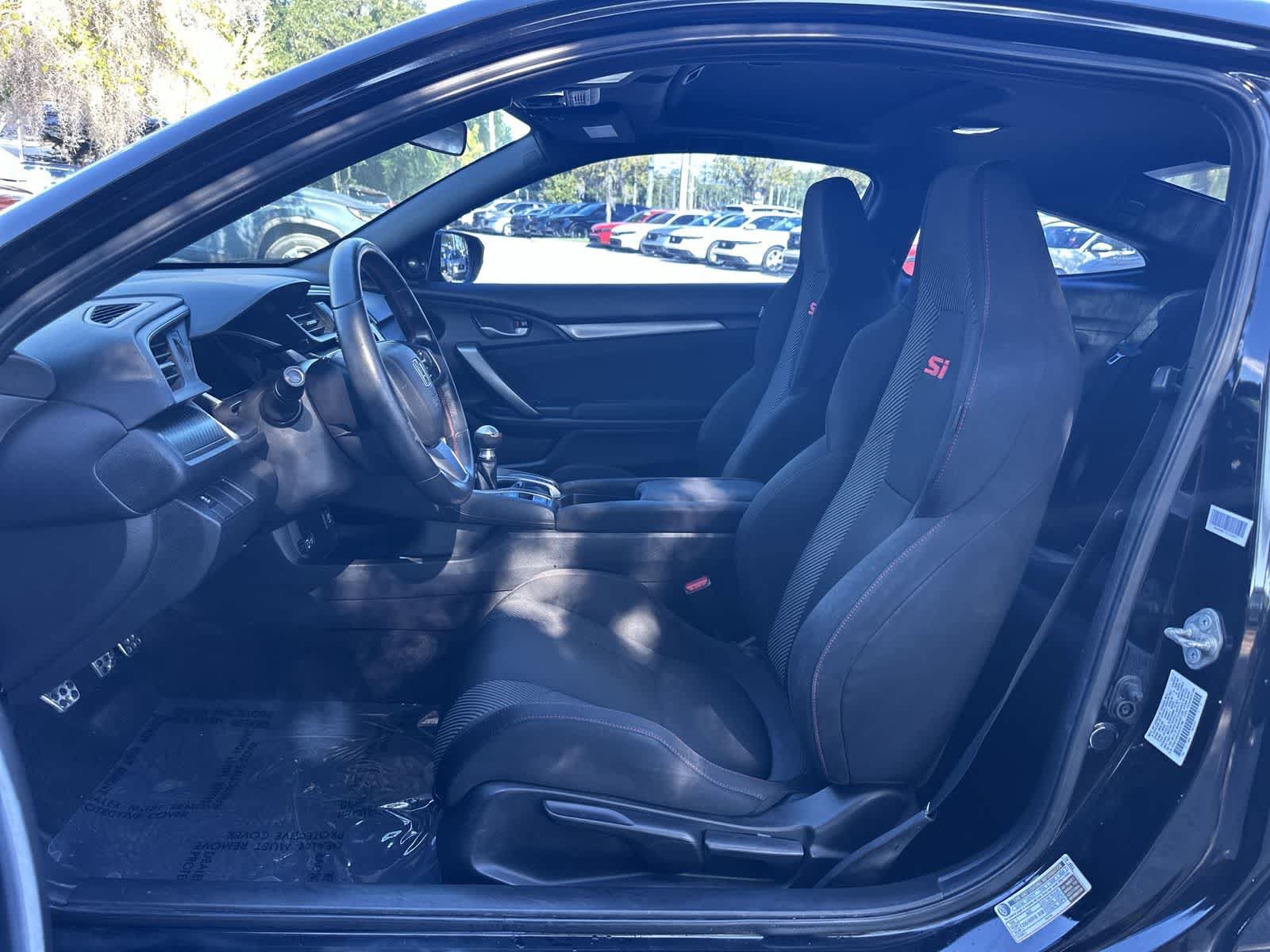 Used 2018 Honda Civic Si image 2