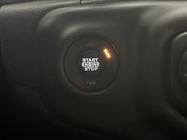 Used 2021 Jeep Gladiator Sport image 20