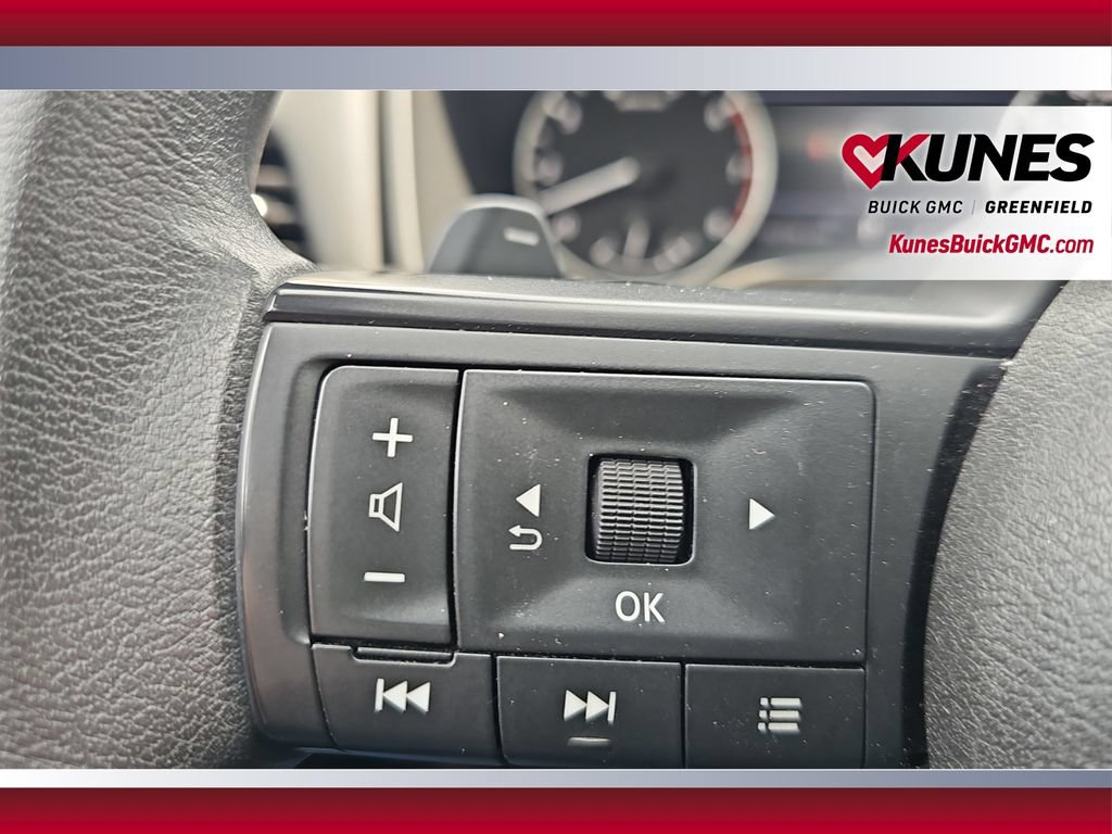 Used 2024 Nissan Rogue SV AWD/4WD image 24