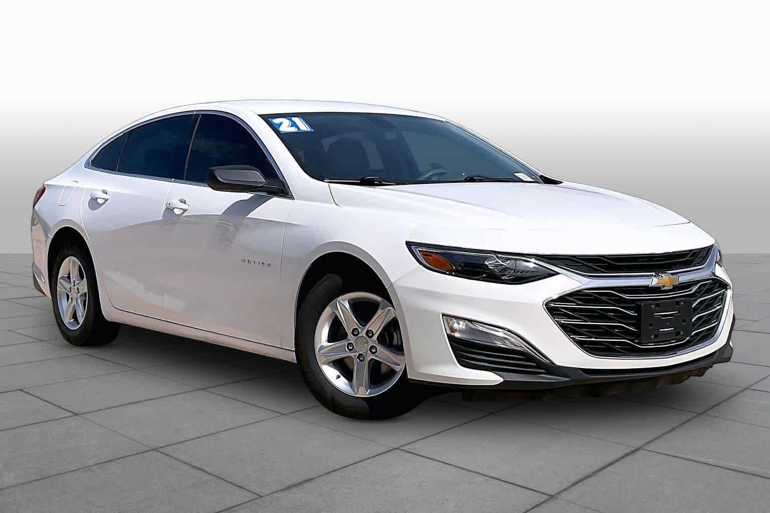 Used 2021 Chevrolet Malibu LS FWD image 4