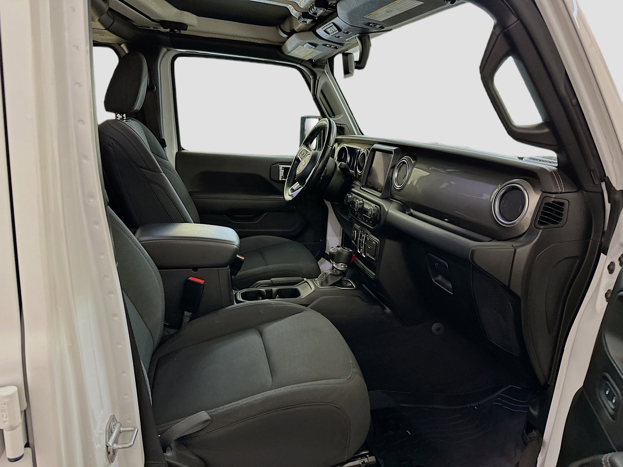 Used 2021 Jeep Wrangler Unlimited Sahara image 32