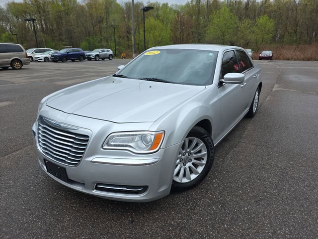 Used 2012 Chrysler 300 RWD image 15