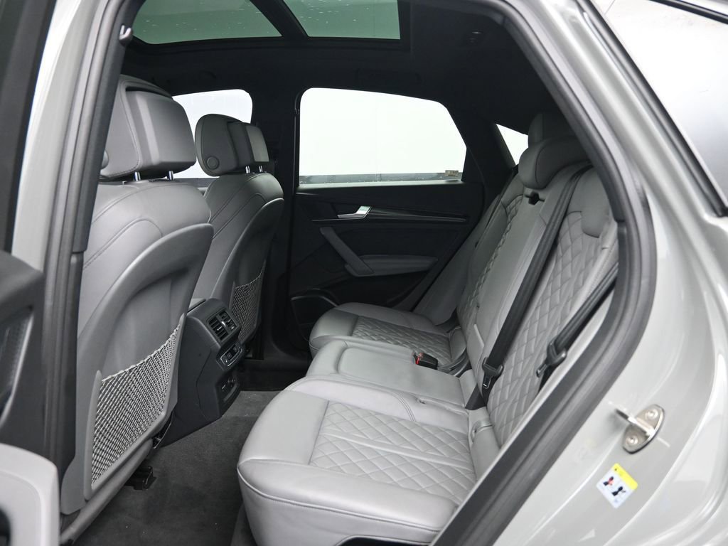 Used 2021 Audi SQ5 Prestige image 30