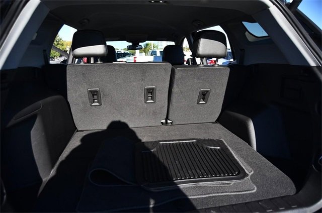 Used 2024 GMC Terrain SLT image 26