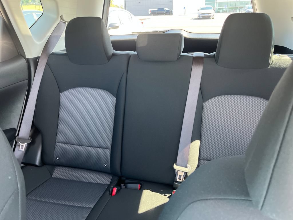 Used 2025 Kia Soul LX w/ LX Technology Package FWD image 13