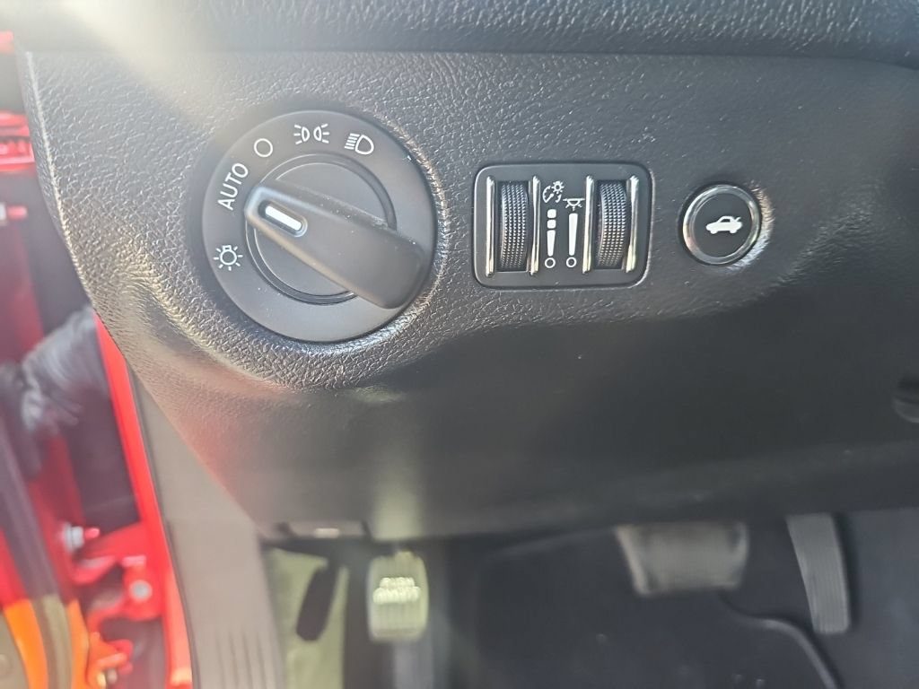 Used 2022 Dodge Challenger SRT Hellcat Redeye RWD image 27