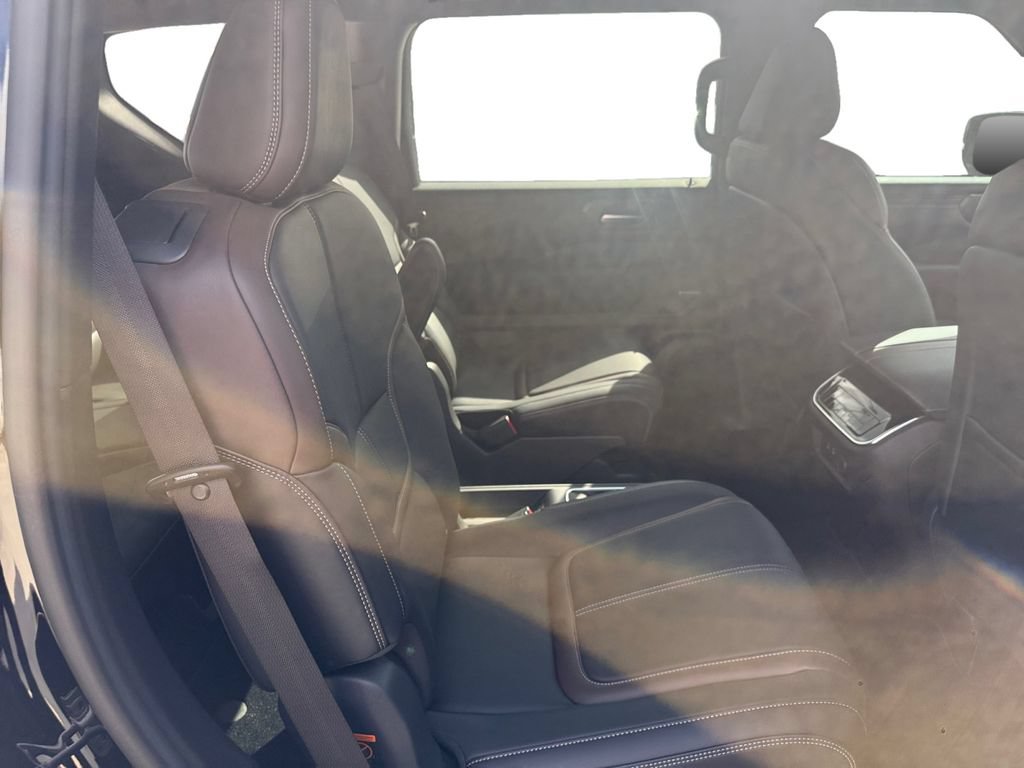 New 2026 Nissan Armada SL AWD/4WD image 17