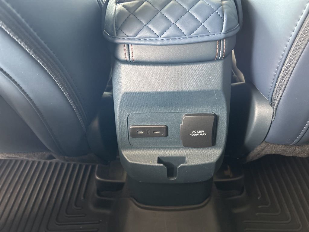 Used 2025 Ford Maverick Lariat w/ 4K Tow Package AWD/4WD image 10