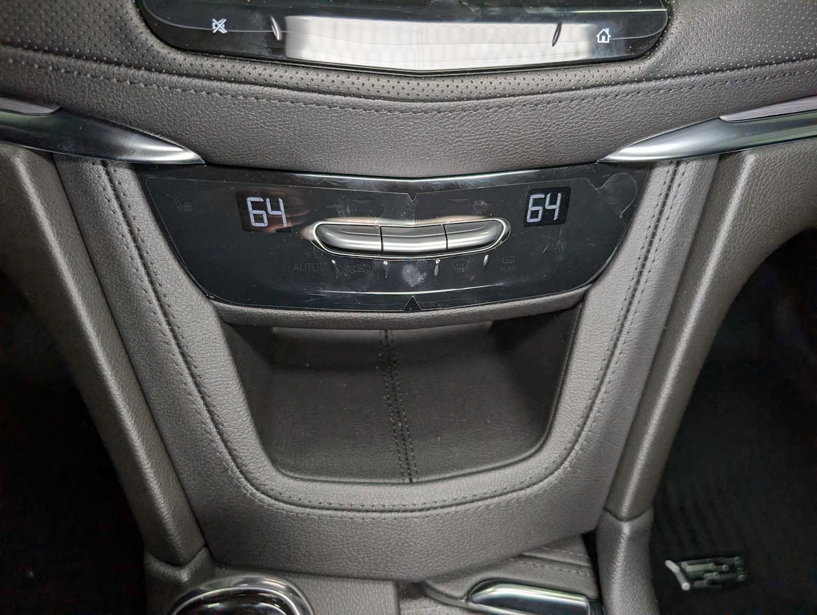 New 2026 Cadillac XT5 Luxury w/ LPO, Floor Liner Package AWD/4WD image 26