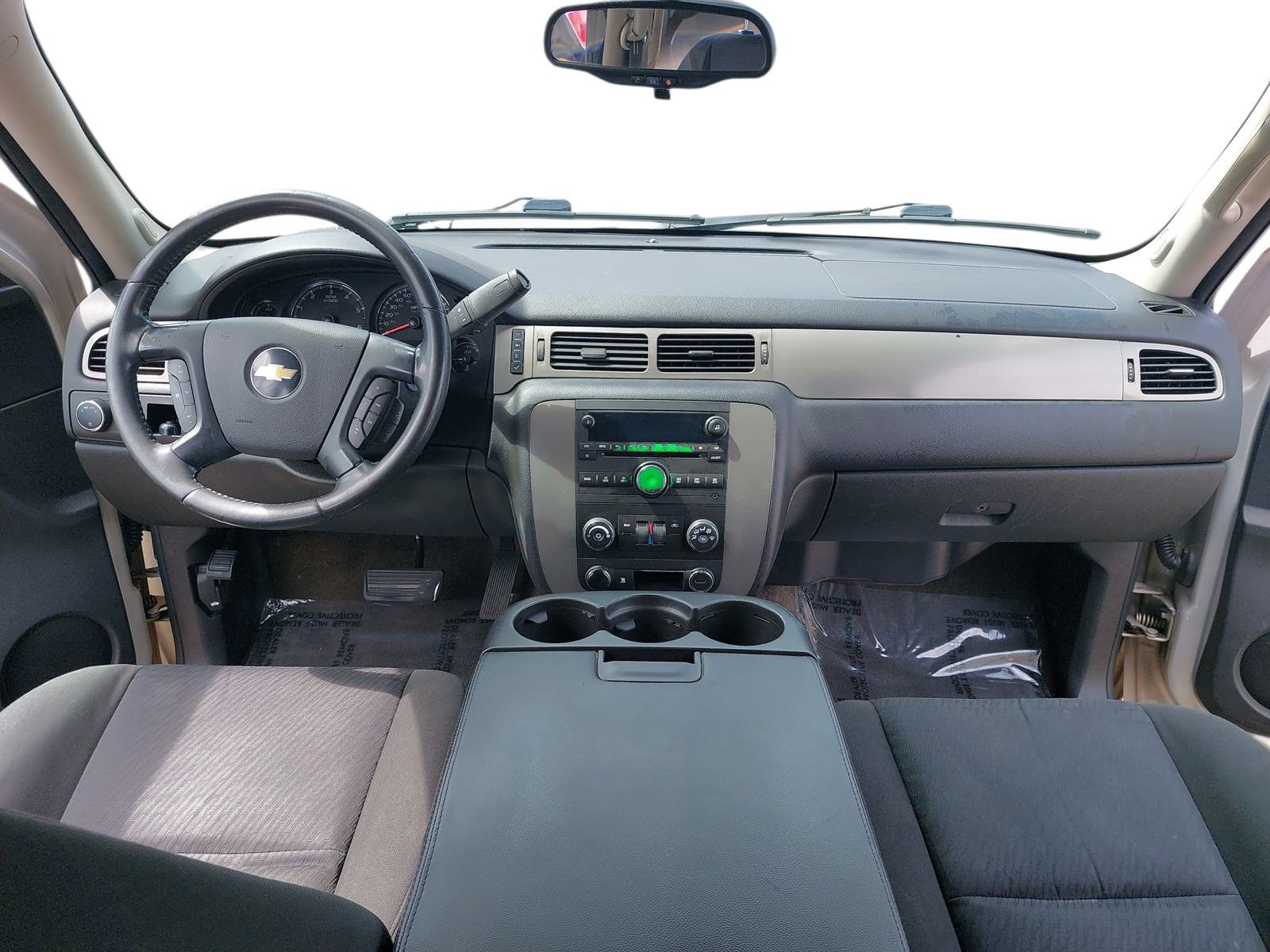 Used 2010 Chevrolet Suburban LS RWD image 9