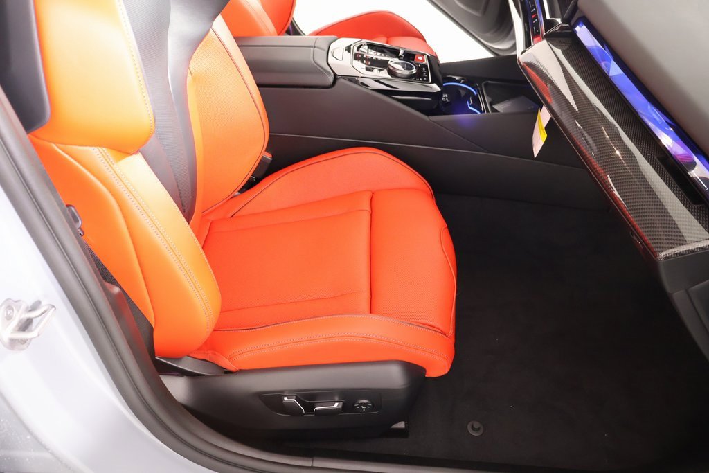 New 2026 BMW M5 w/ Executive Package image 13