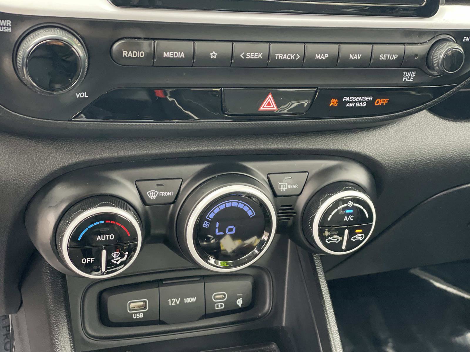 Certified 2023 Hyundai Venue Limited image 14