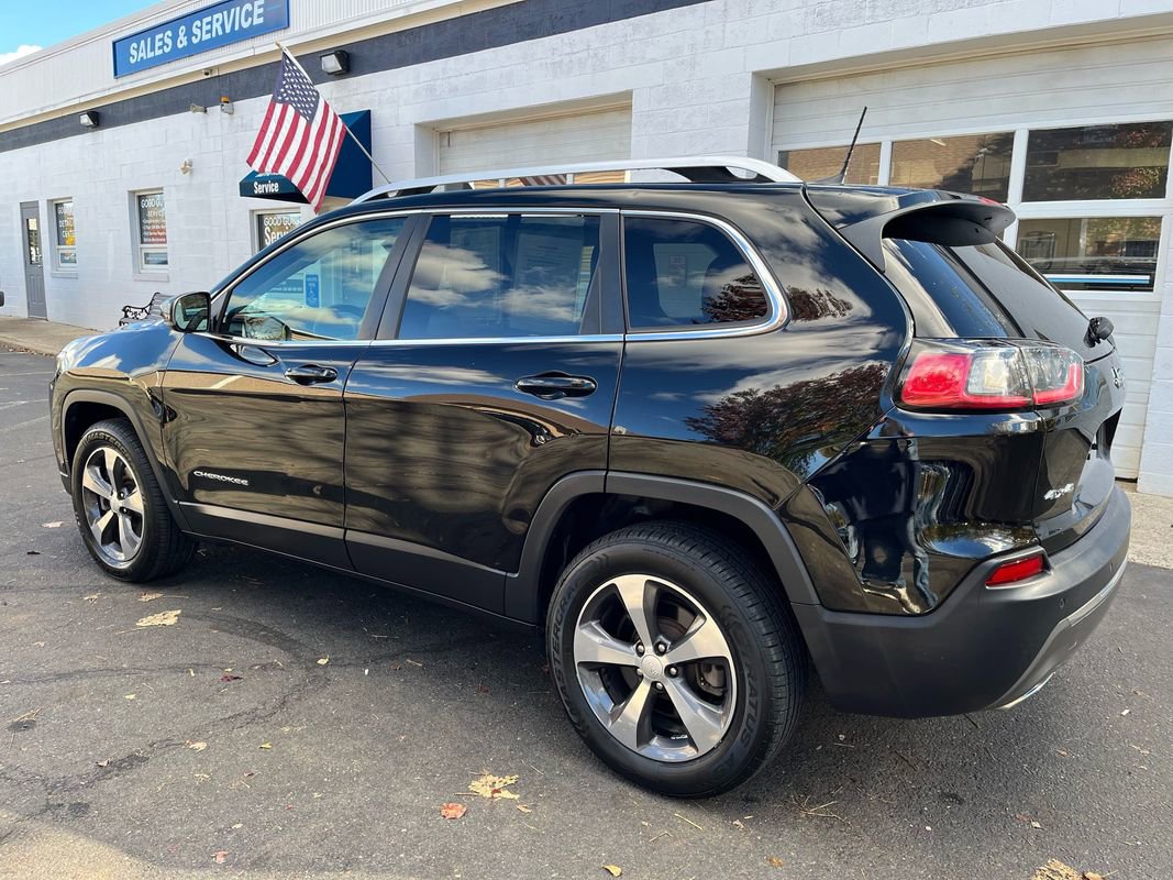 Used 2019 Jeep Cherokee Limited image 6