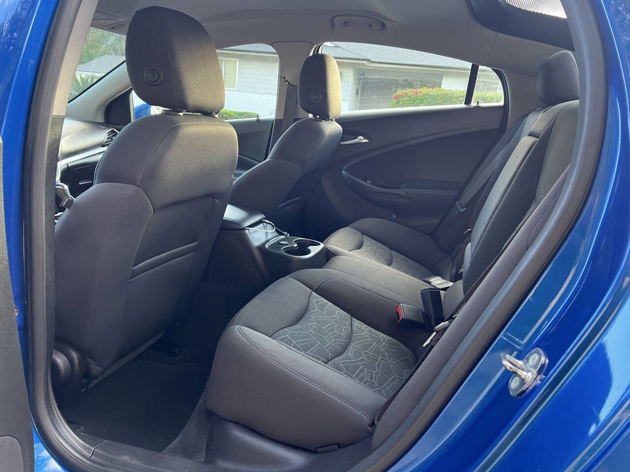 Used 2018 Chevrolet Volt LT FWD image 12