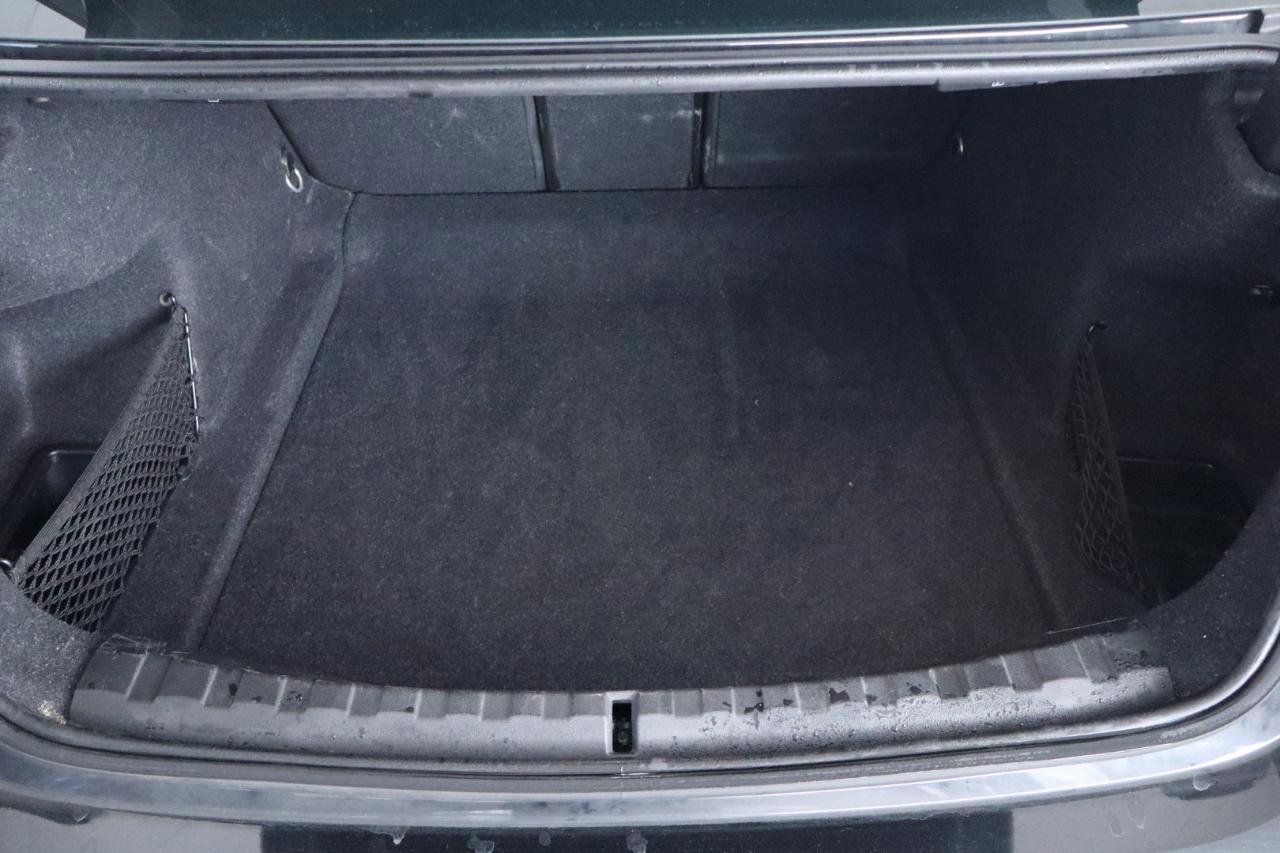 Used 2020 BMW 330i Sedan w/ M Sport Package image 33