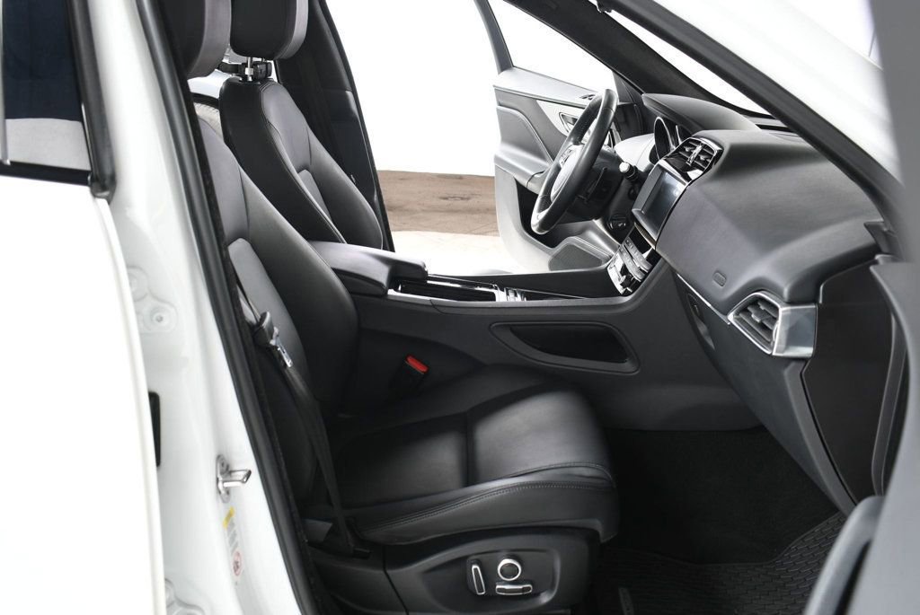 Used 2020 Jaguar F-PACE Premium AWD/4WD image 29