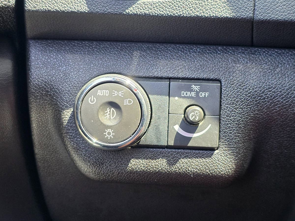 Used 2011 GMC Acadia SLE FWD image 35