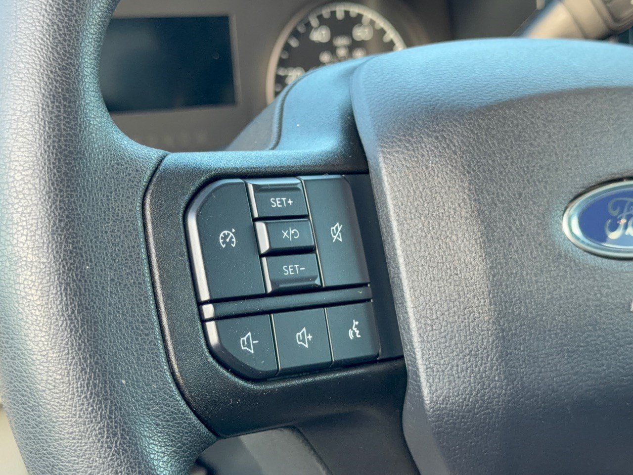 Used 2024 Ford F250 XL w/ STX Appearance Package AWD/4WD image 18