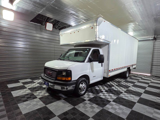 Used 2017 GMC Savana 4500 image 33