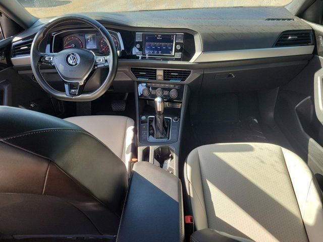 Used 2020 Volkswagen Jetta R-Line image 16