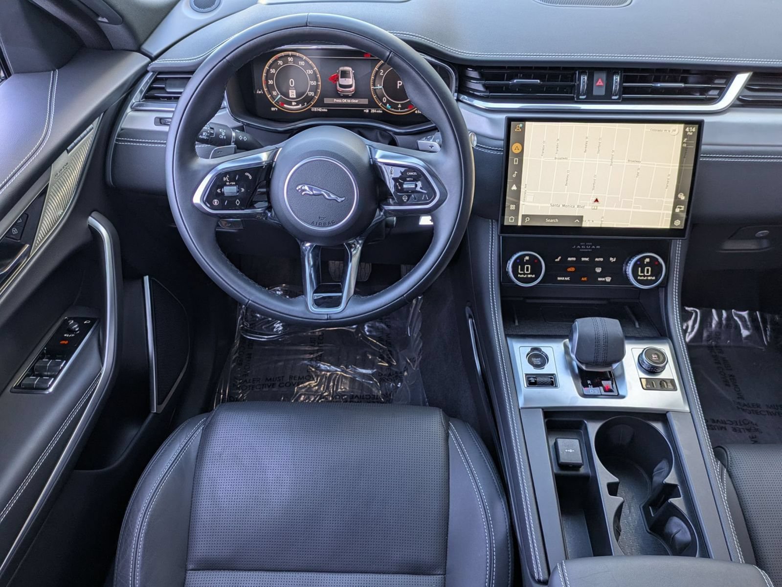 Used 2026 Jaguar F-PACE R-Dynamic S AWD/4WD image 27