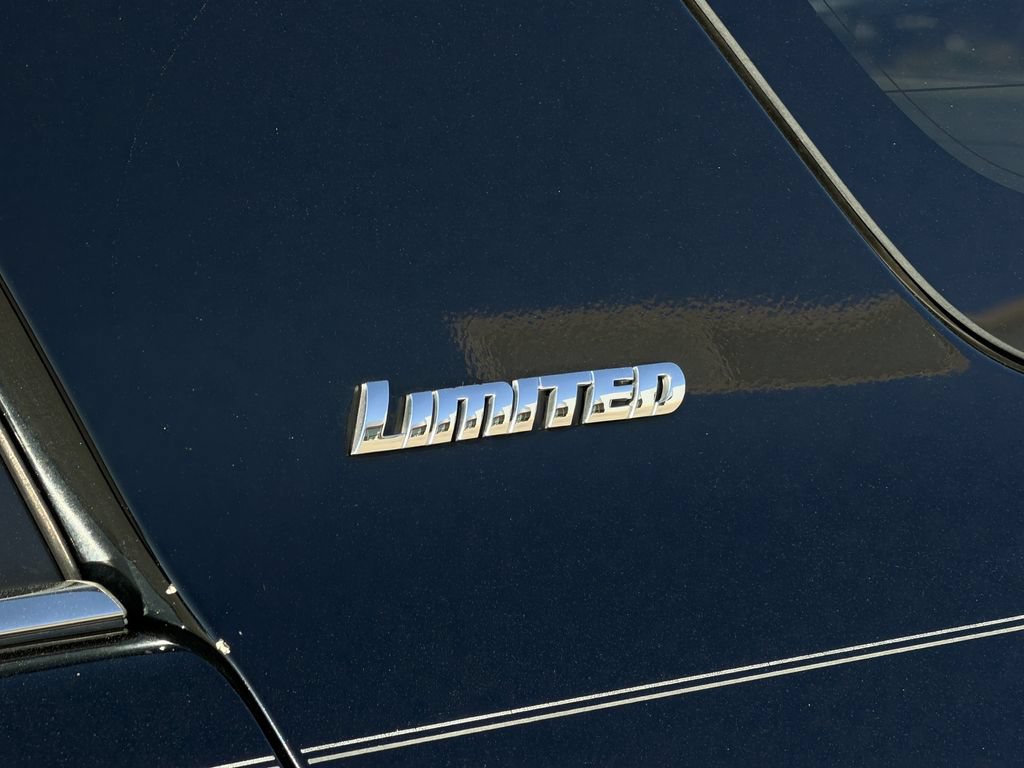 Used 2019 Toyota 4Runner Limited RWD image 10