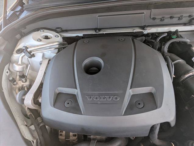 Used 2019 Volvo XC60 T5 Momentum w/ Multimedia Package FWD image 23