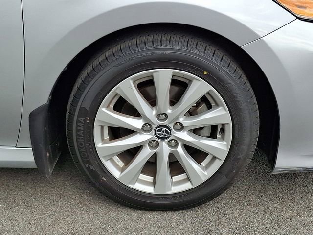 Used 2020 Toyota Camry LE image 8