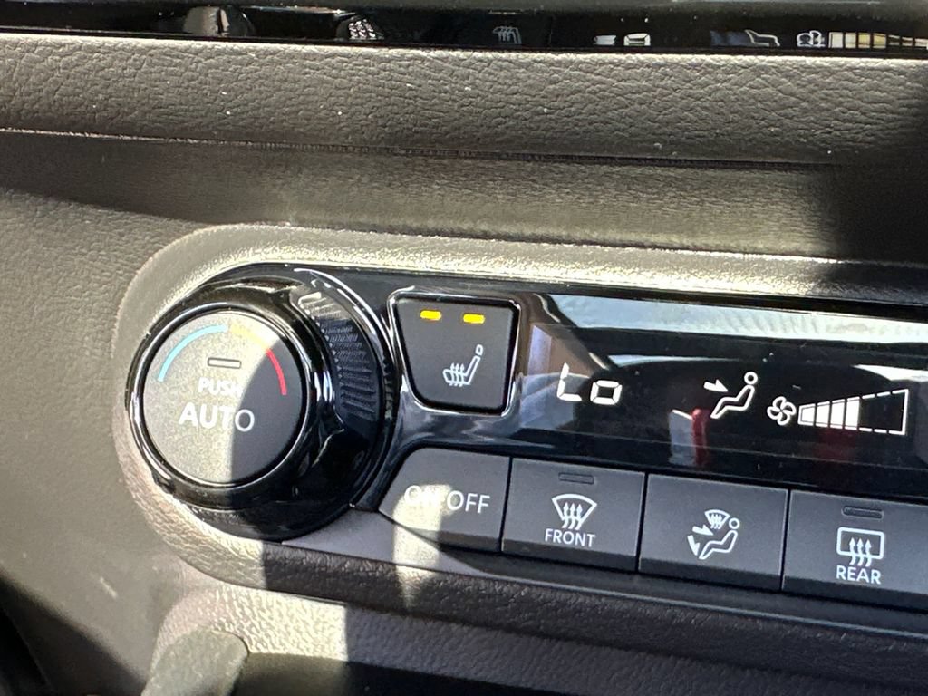 New 2026 Nissan Kicks SV w/ SV Premium Package AWD/4WD image 27
