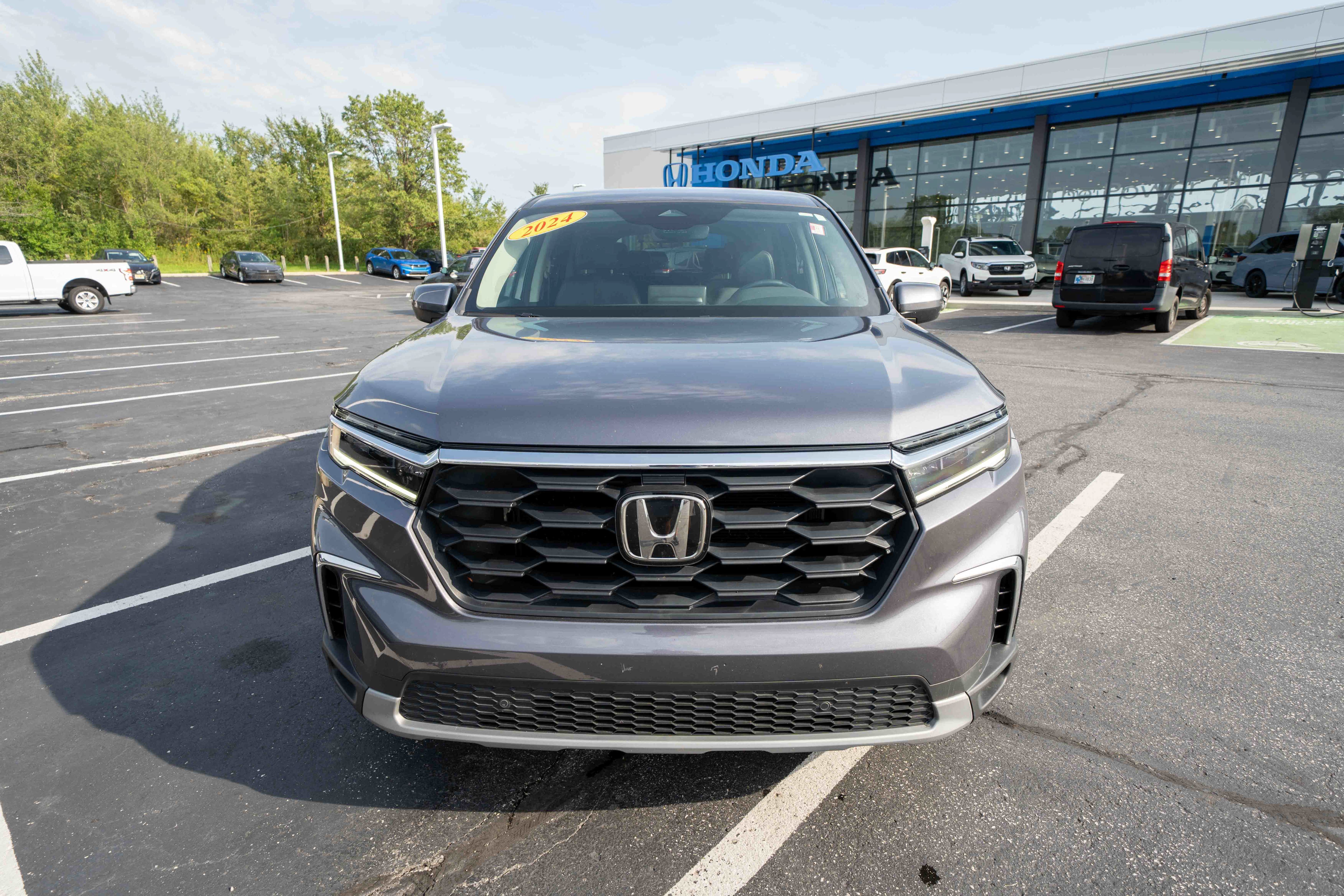 Certified 2024 Honda Pilot EX-L image 2