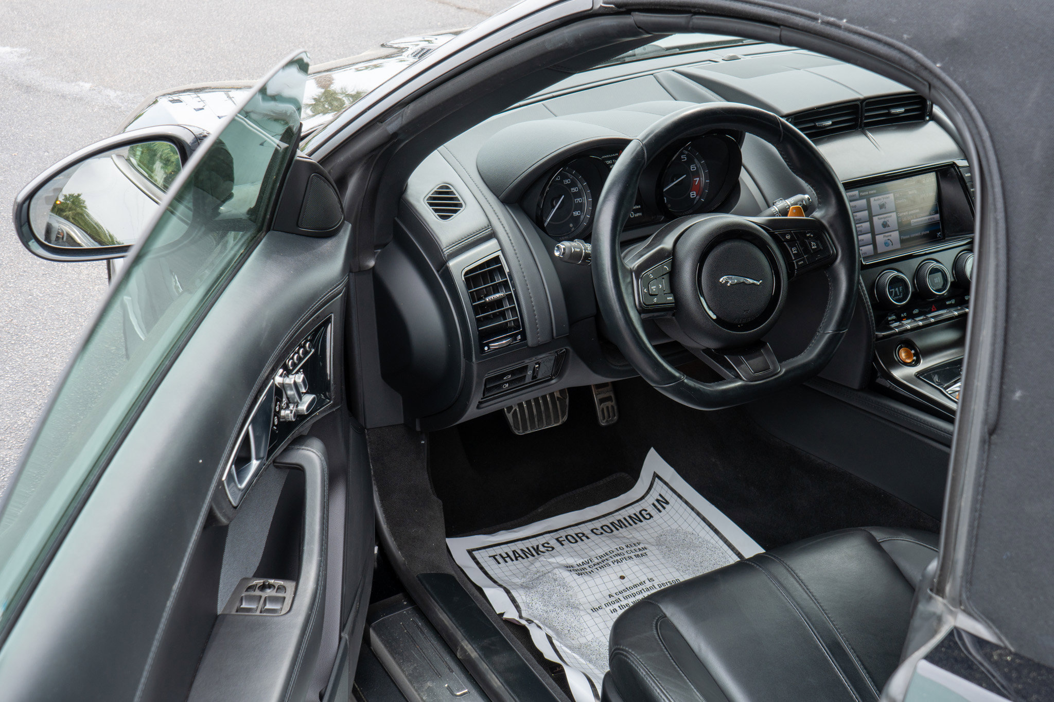 Used 2014 Jaguar F-TYPE S image 10