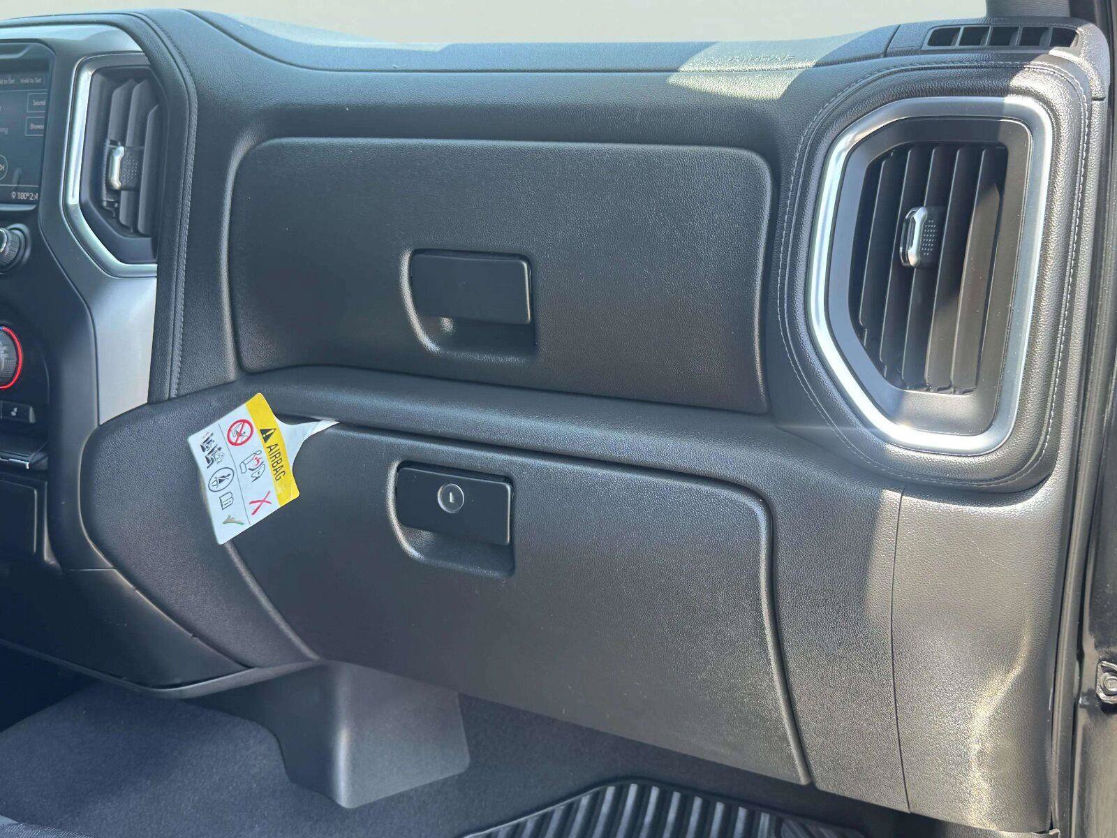 Used 2021 Chevrolet Silverado 1500 LT RWD image 58
