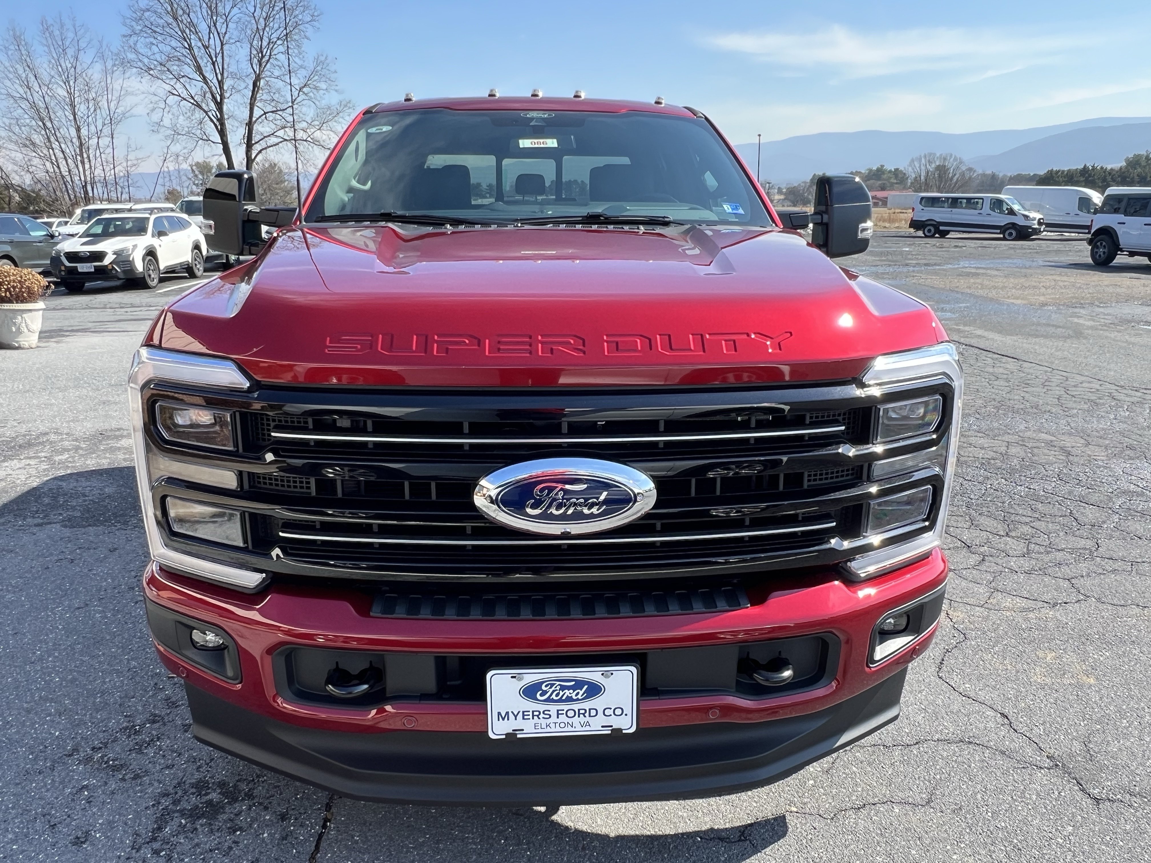 New 2026 Ford F350 Platinum w/ FX4 Off-Road Package AWD/4WD image 3