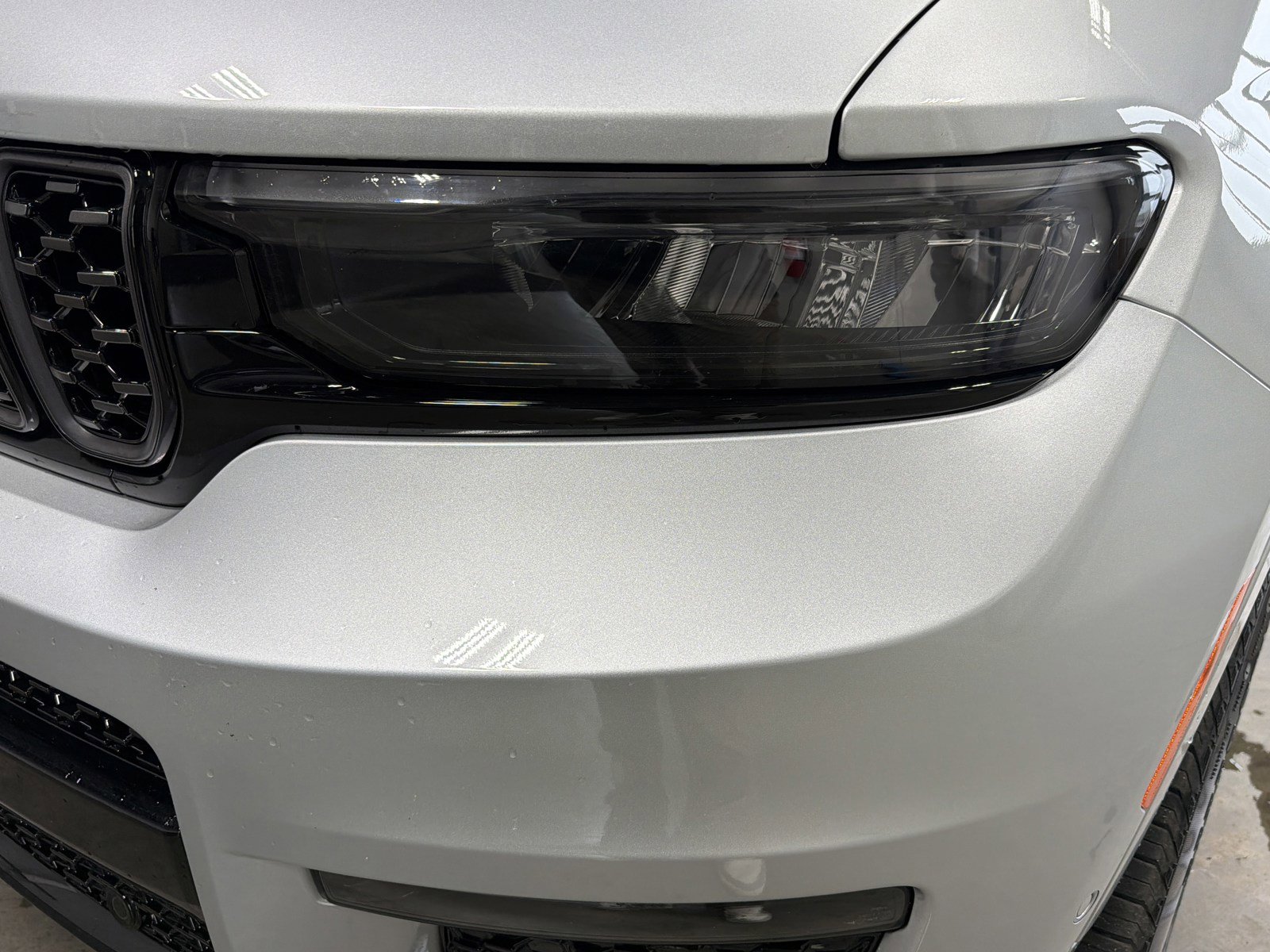 Used 2025 Jeep Grand Cherokee L Summit w/ Obsidian Package image 16