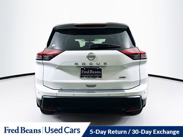 Used 2025 Nissan Rogue SV image 6