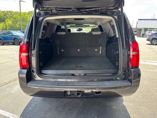 Used 2018 Chevrolet Suburban LT AWD/4WD image 52