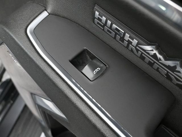 Used 2023 Chevrolet Silverado 1500 High Country w/ High Country Premium Package image 54