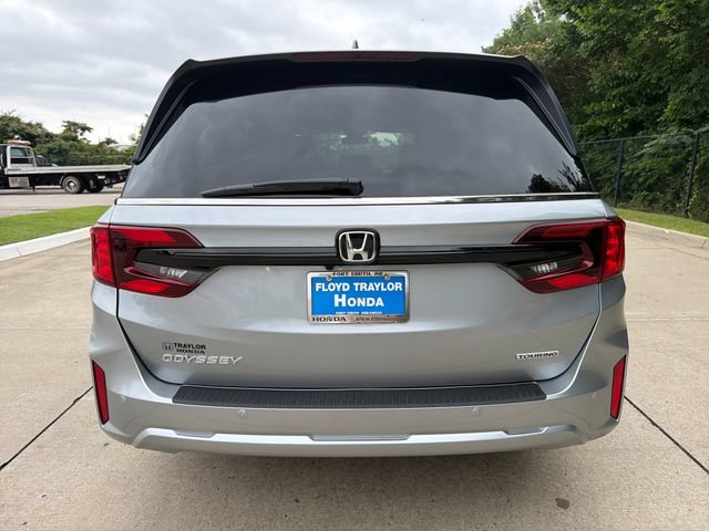New 2026 Honda Odyssey Touring image 7