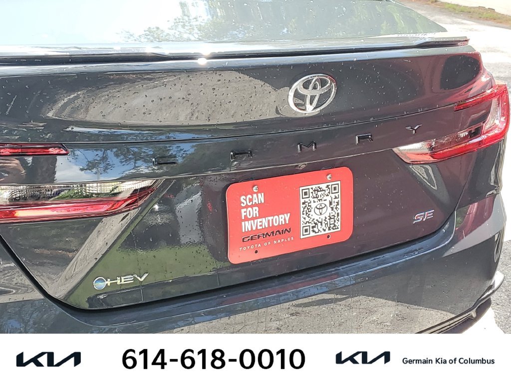 Used 2026 Toyota Camry SE FWD image 16