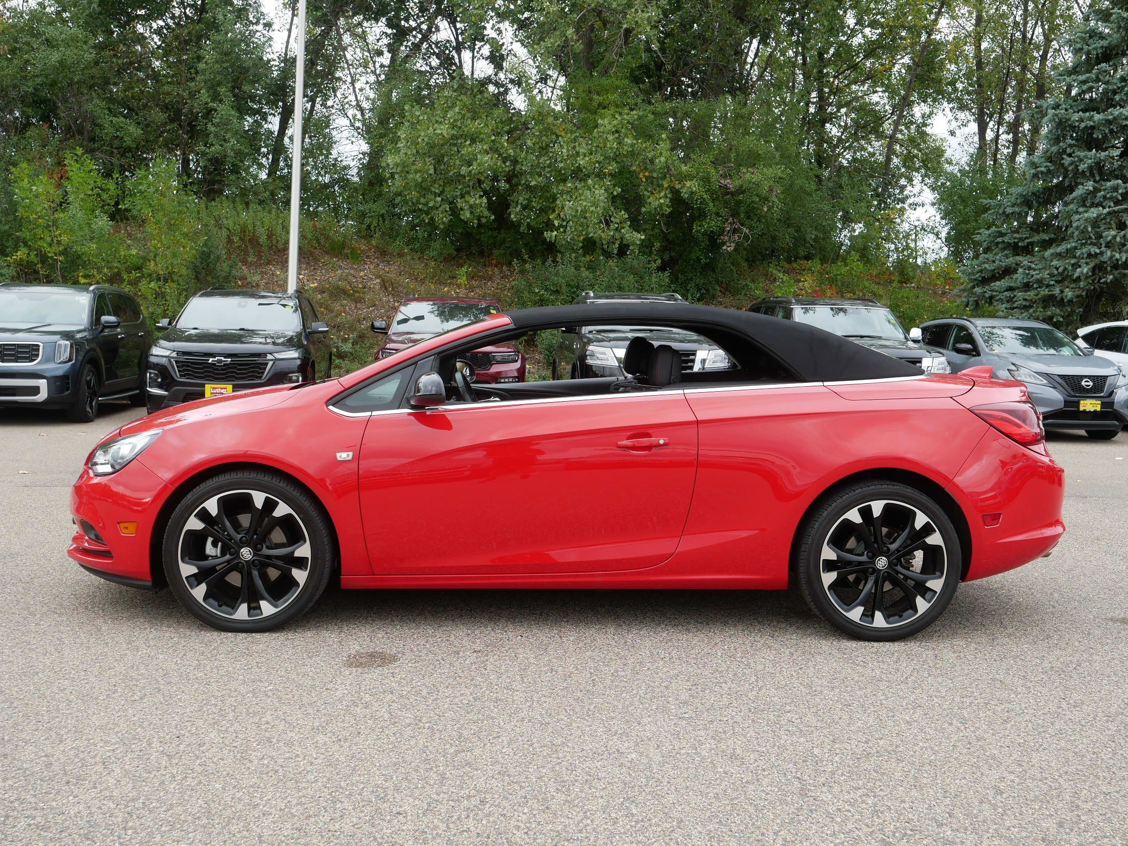 Used 2018 Buick Cascada Sport Touring w/ Dark Effects Package FWD image 34